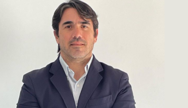 Hernán Vizcarra, egresado de Derecho UAI: «El abogado del futuro debe estar a la vanguardia con la tecnología»